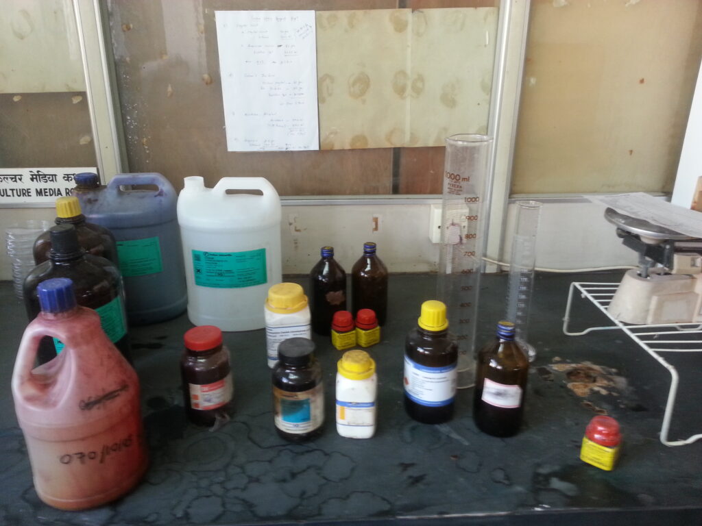 Gram Stain reagents preparation